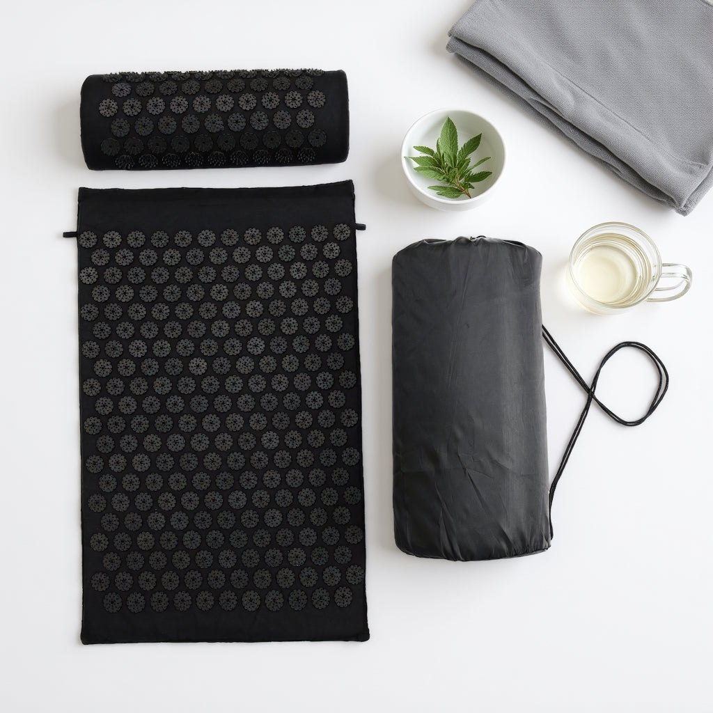 Kōra™ Set d’Acupression – Tapis & Oreiller de Massage Thérapeutique